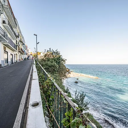 Apartment Sea View *