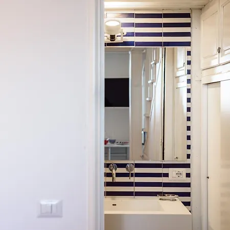 Sea View Apartamento *